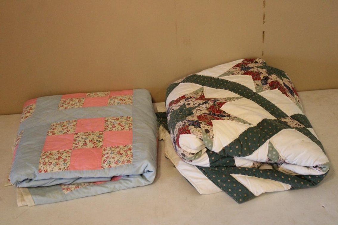 VINTAGE QUILTS