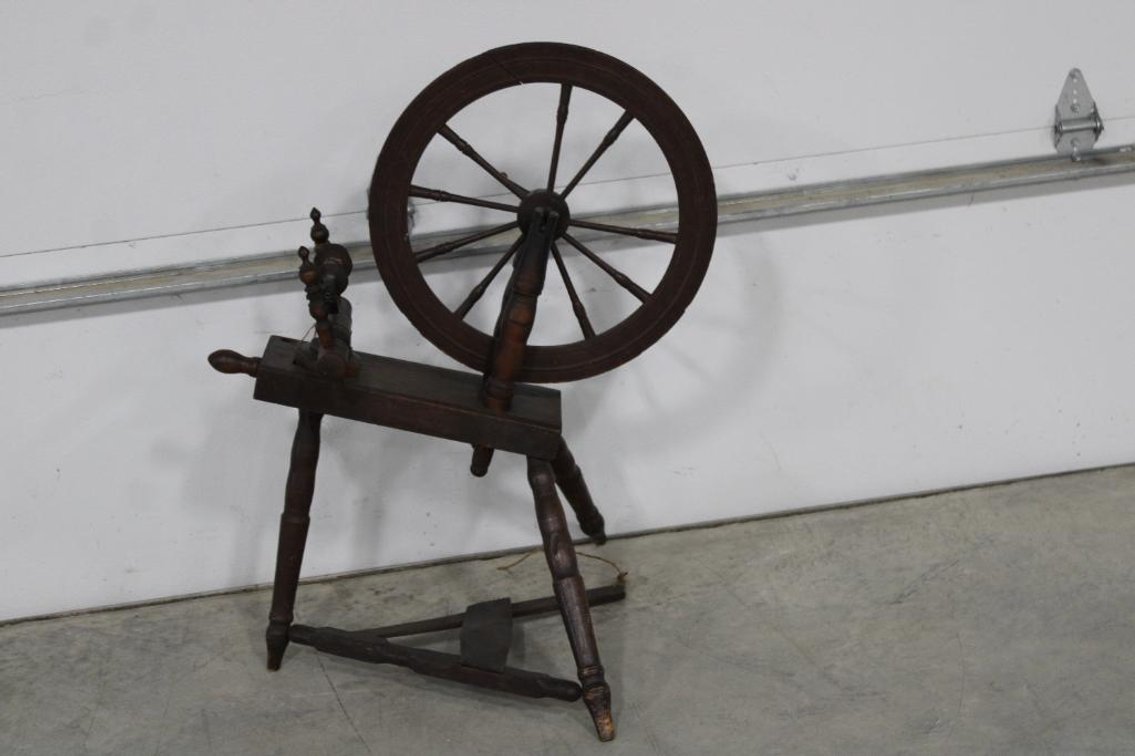ANTIQUE SPINNING JENNY