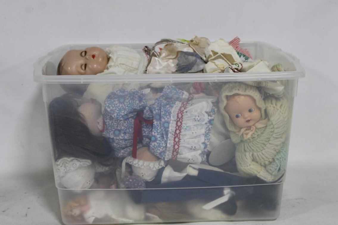 DOLLS AND TOTE
