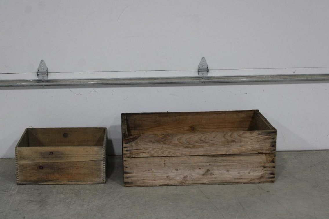 VINTAGE WOODEN CRATES 