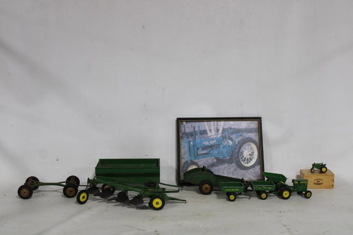 JOHN DEERE DIE CAST