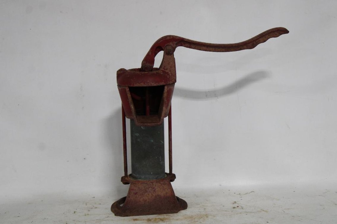 VINTAGE COLUMBIAN PUMP CO 2083 WATER PUMP
