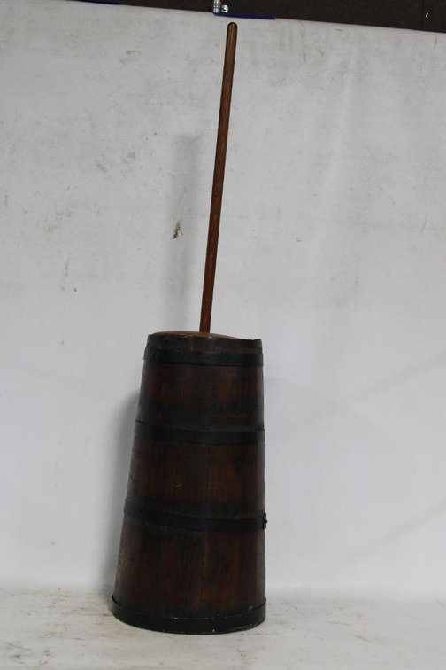 VINTAGE BUTTER CHURN