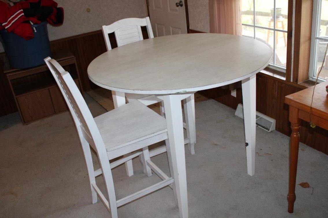 HIGH TOP TABLE W/ CHAIRS