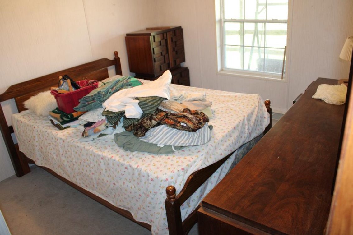 LANE BEDROOM SUITE