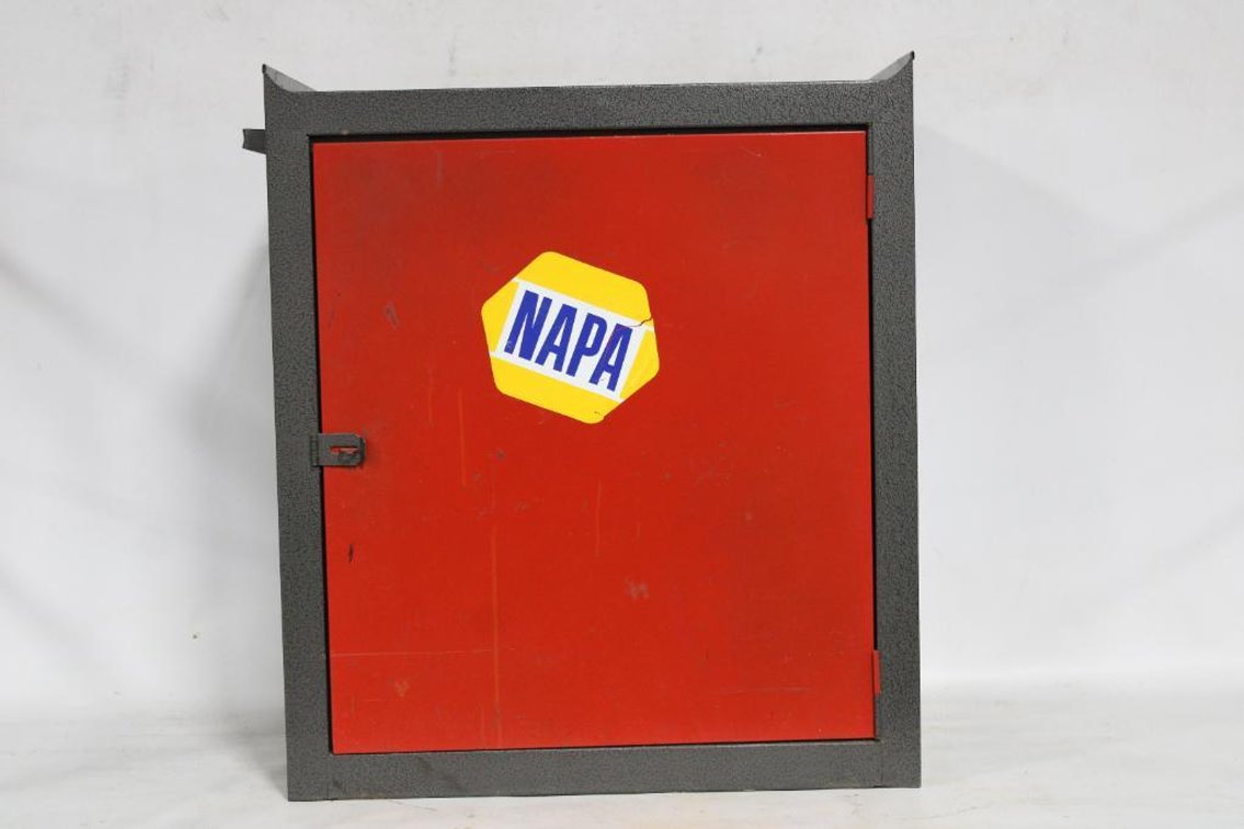 TOOL CABINET