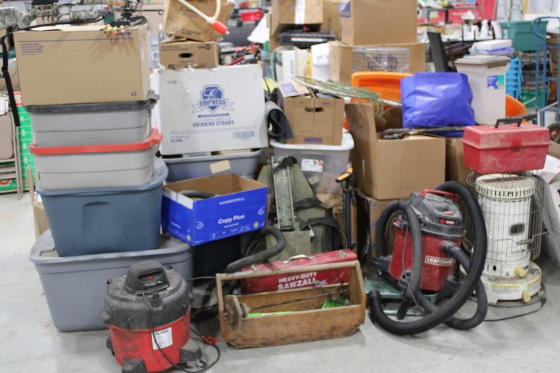LARGE LOT OF TOOLS AND HOUSEHOLDS