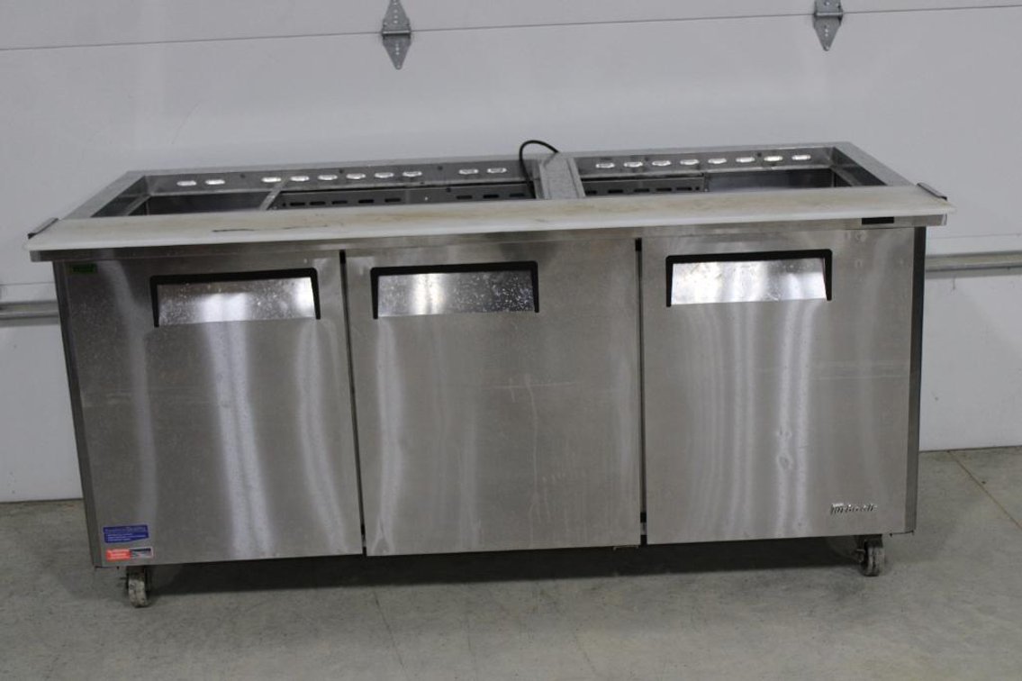 TURBO AIR SANDWICH/SALAD PREP TABLE W/ FRIDGE BASE