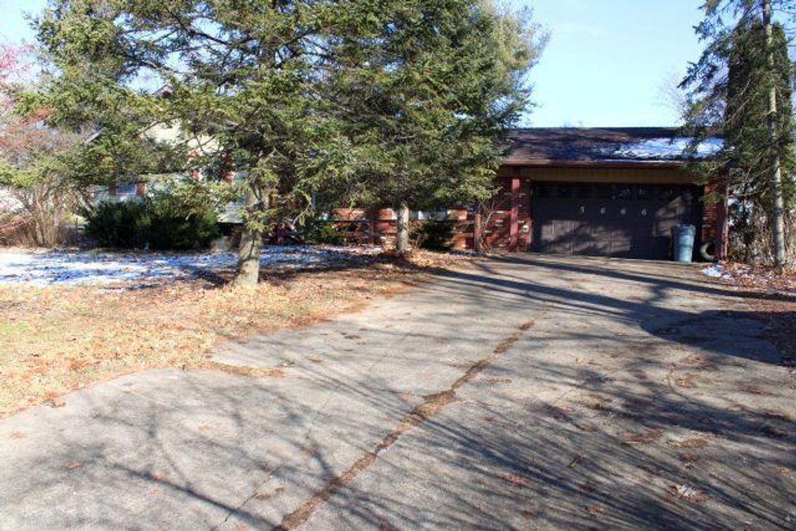 Image for SPLIT LEVEL HOME - POLE BUILDING