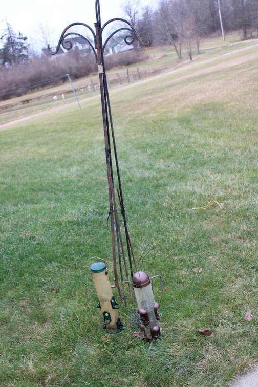 SHEPARDS HOOKS AND BIRD FEEDERS