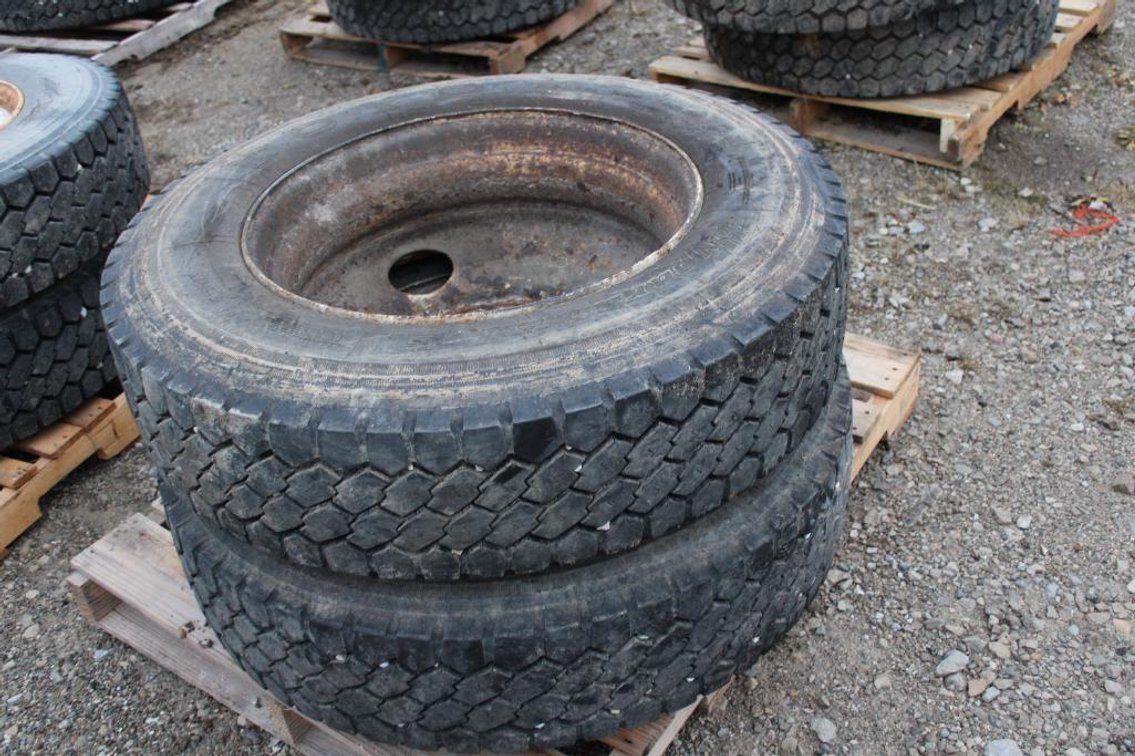 DUMP TRUCK DRIVE RIMS AND TIRES