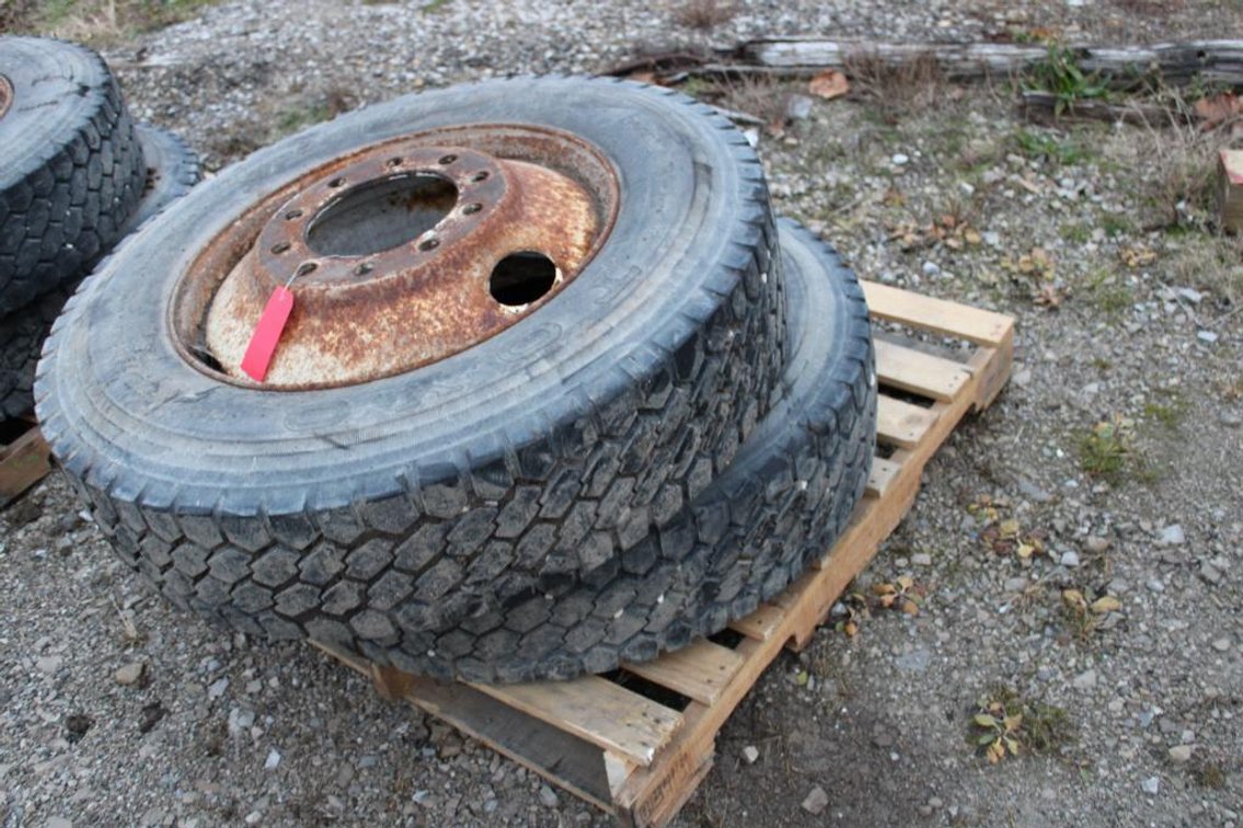 DUMP TRUCK DRIVE RIMS AND TIRES