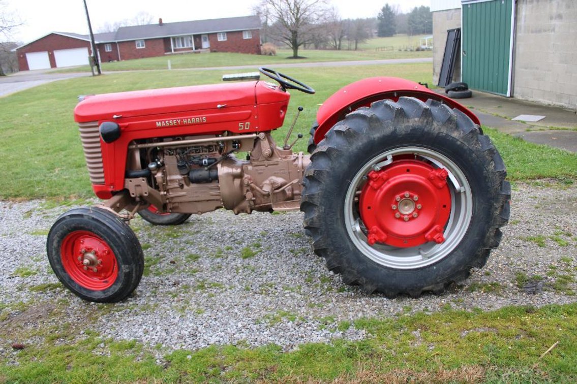 MASSEY HARRIS 50 TRACTOR