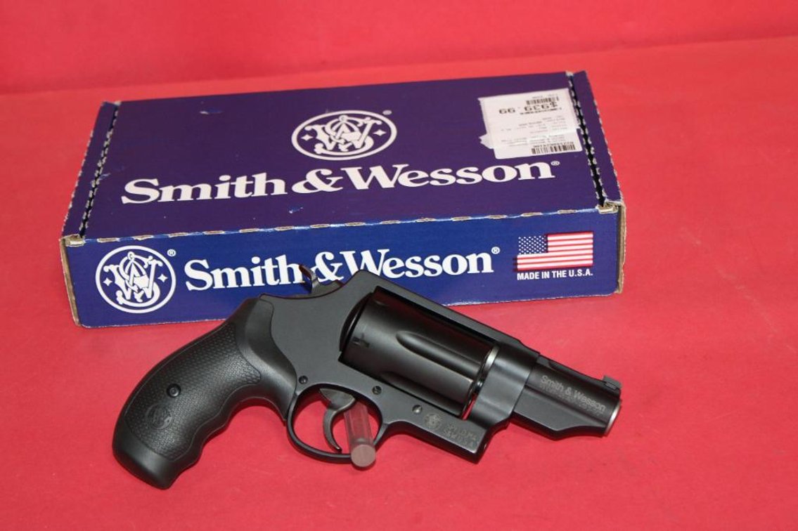 SMITH AND WESSON GOVERNOR REVOLVER