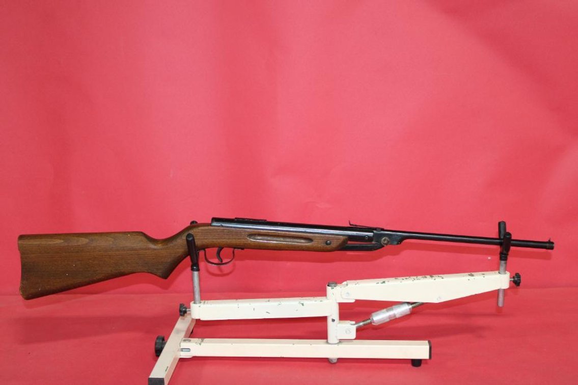 DIANA MODEL 22 PELLET GUN 
