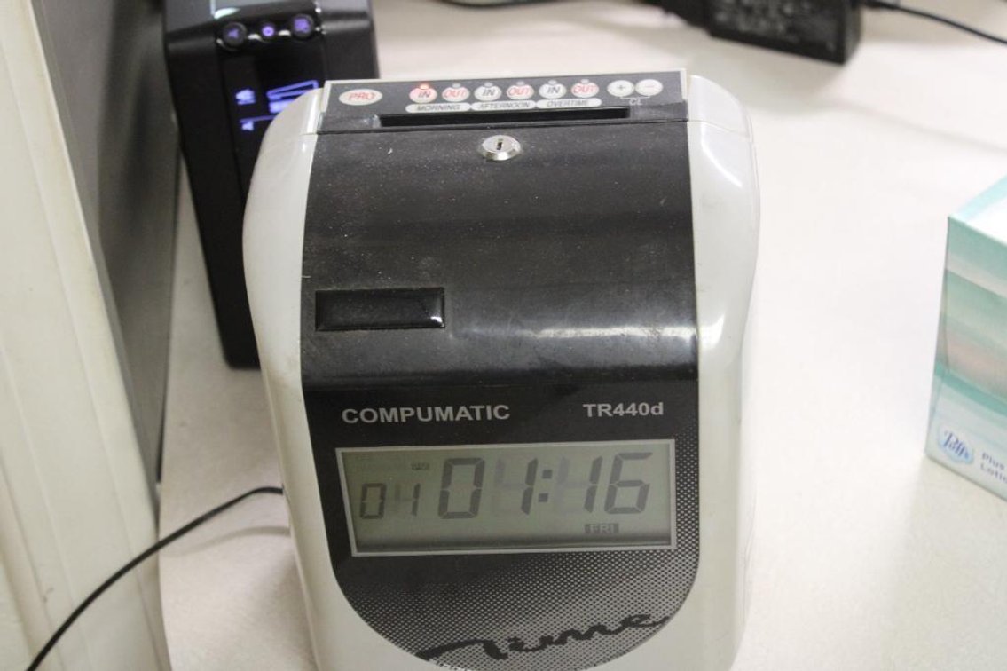 COMPUMATIC TIME CARD PUNCH