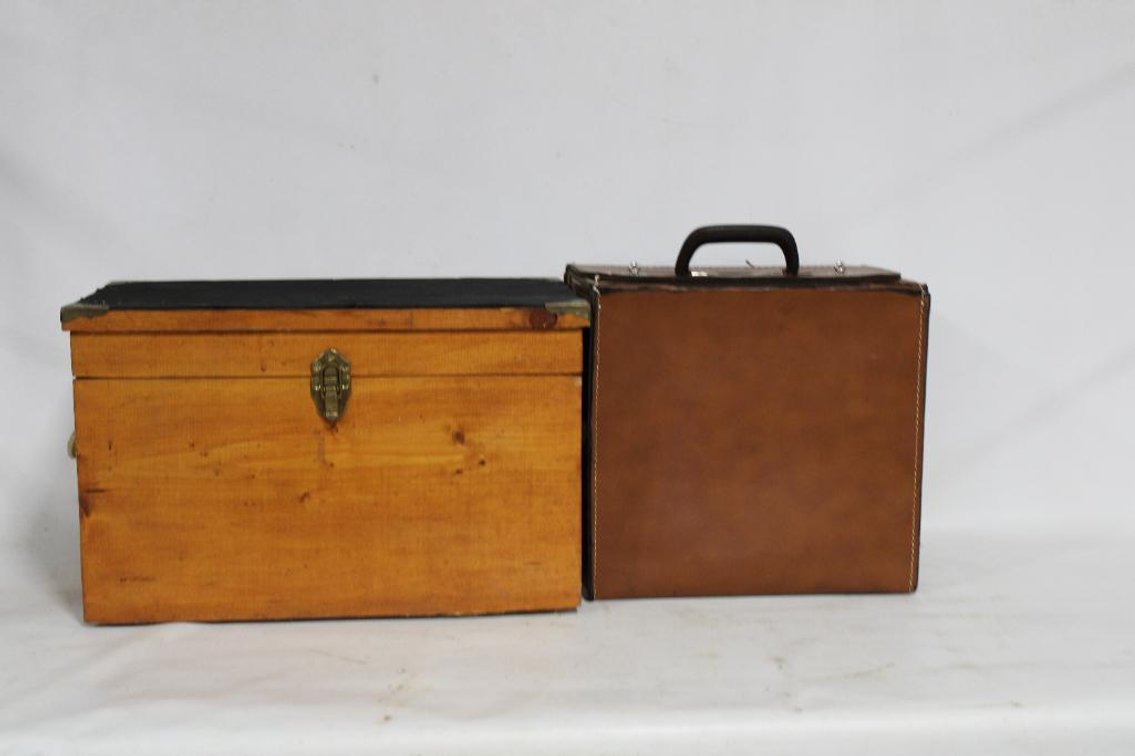VINTAGE NAIL BOX AND PROJECTOR CASE