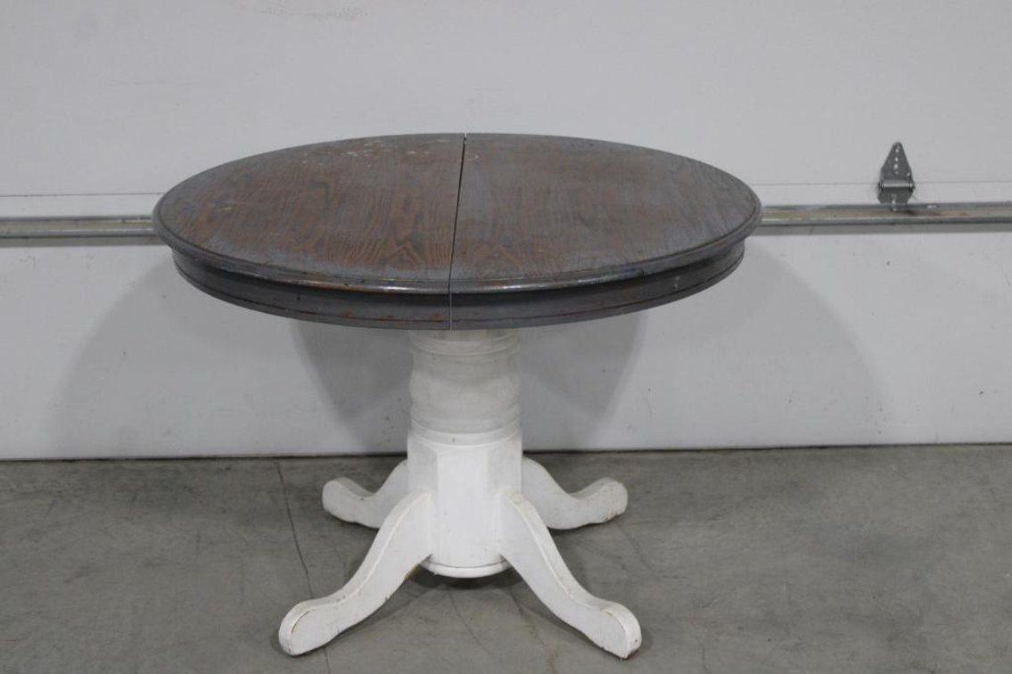 DINING ROOM TABLE