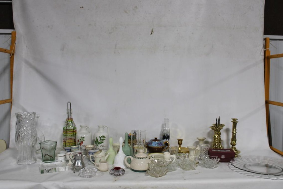 DECORAIVE GLASSWARE