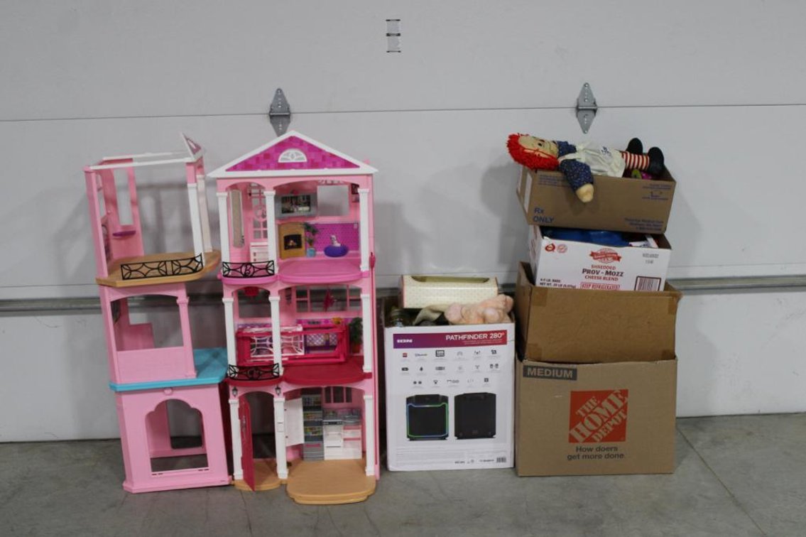 BARBIE HOUSE AND ACCESSORIES
