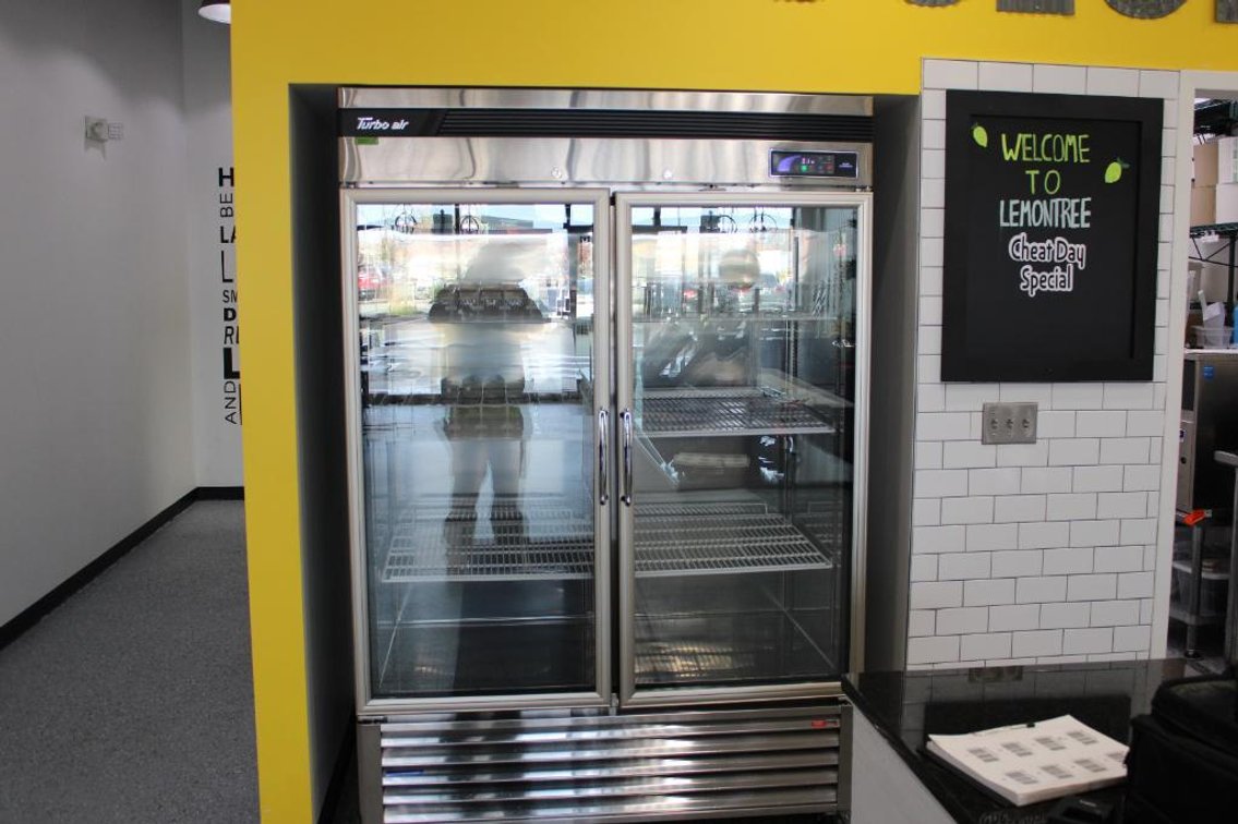 TURBO AIR DOUBLE DOOR FRIDGE