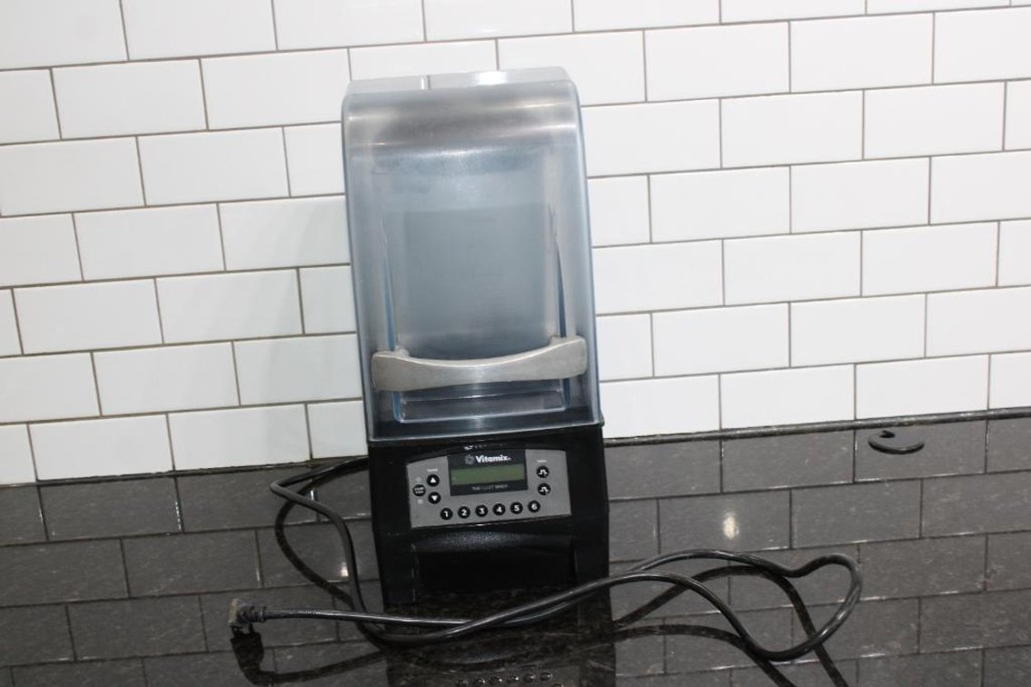 VITAMIX THE QUIET ONE BLENDER 