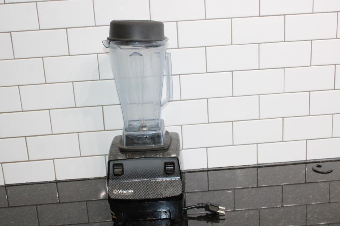 VITAMIX DRINK MACHINE 2 SPEED 