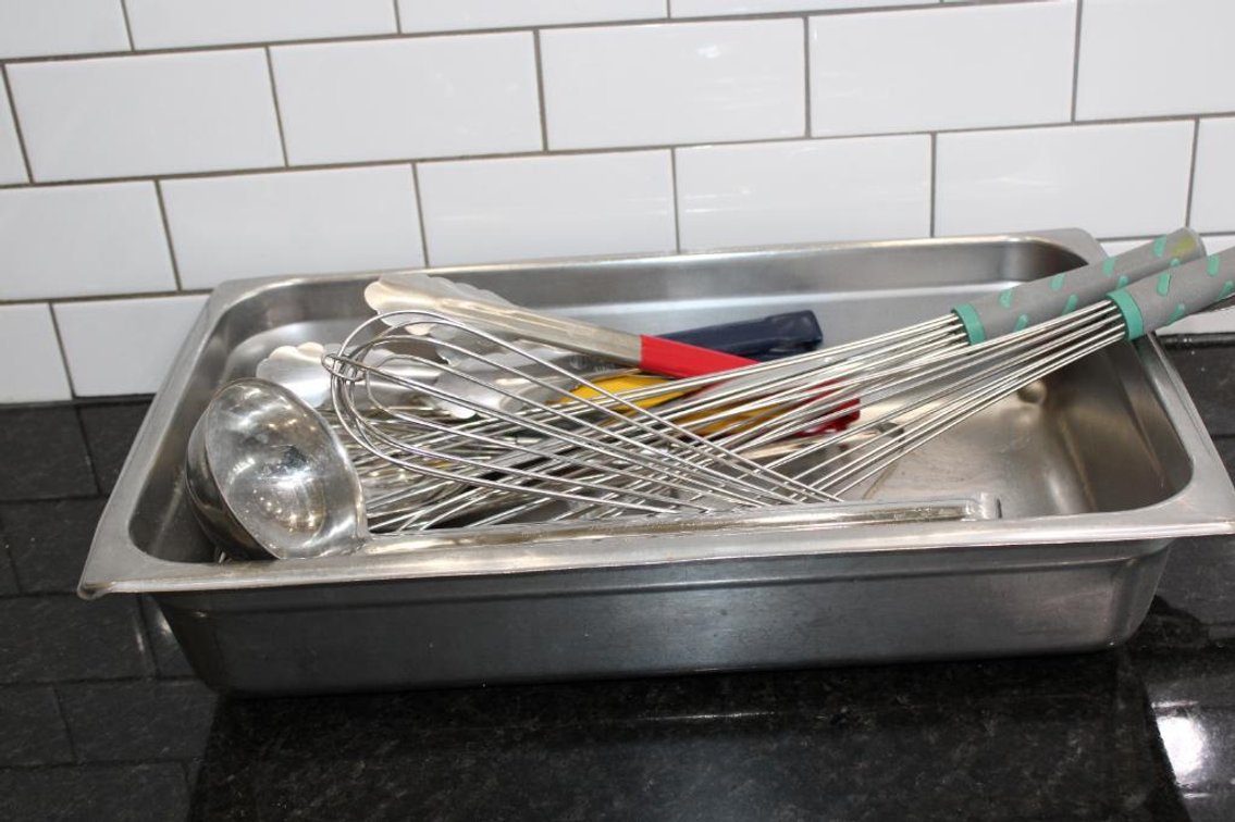 WHISKS, LADLES, TONGS