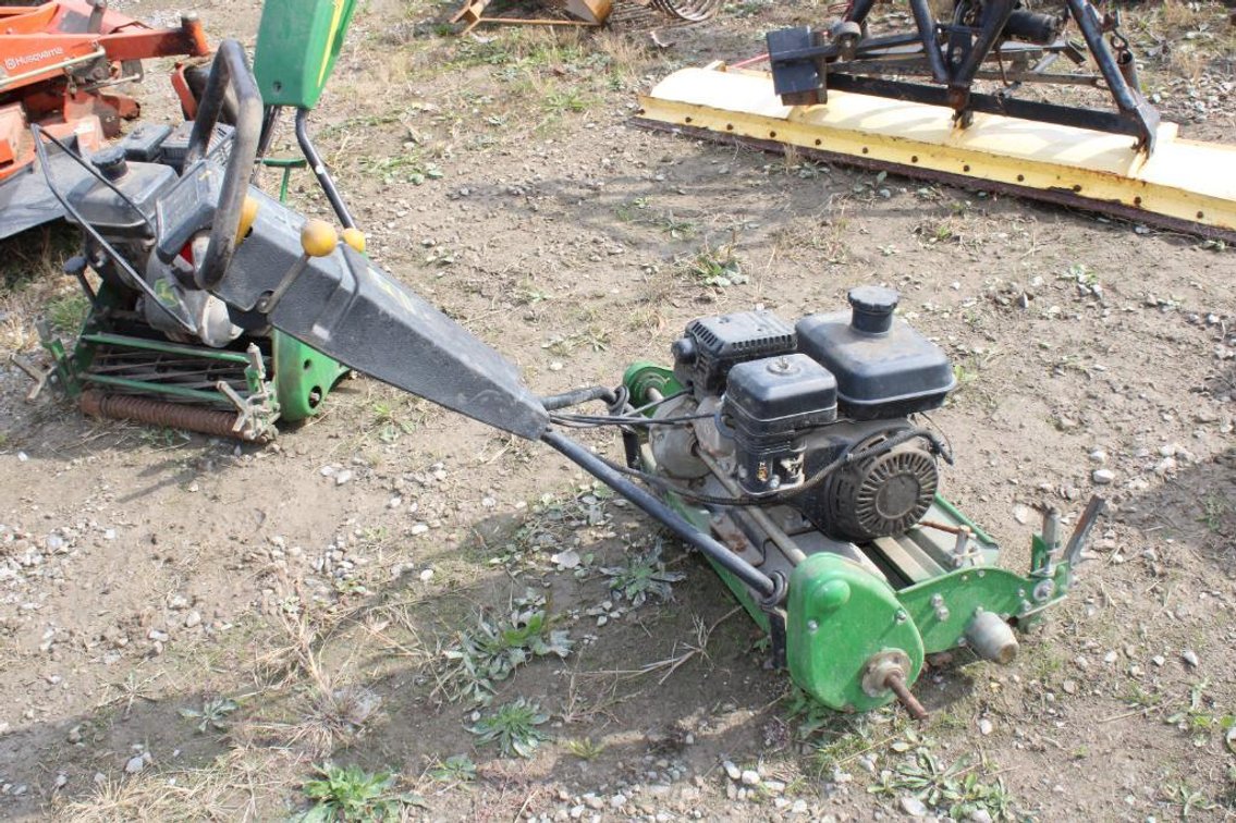 JOHN DEERE 180A GREENS MOWER