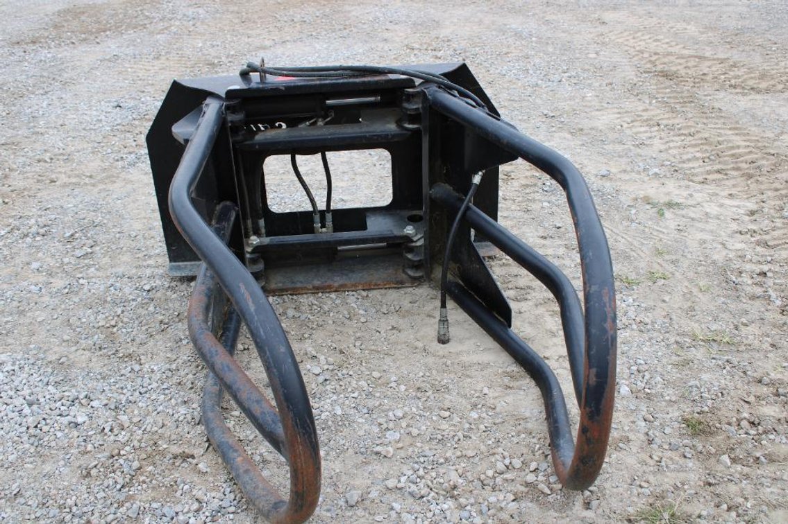 ESCH QUICK TACH BALE GRABBER