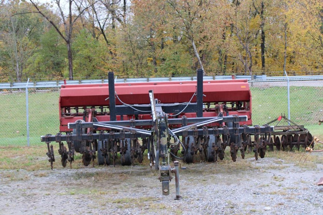 CASE IH 5400 MINIMUM TILL GRAIN DRILL