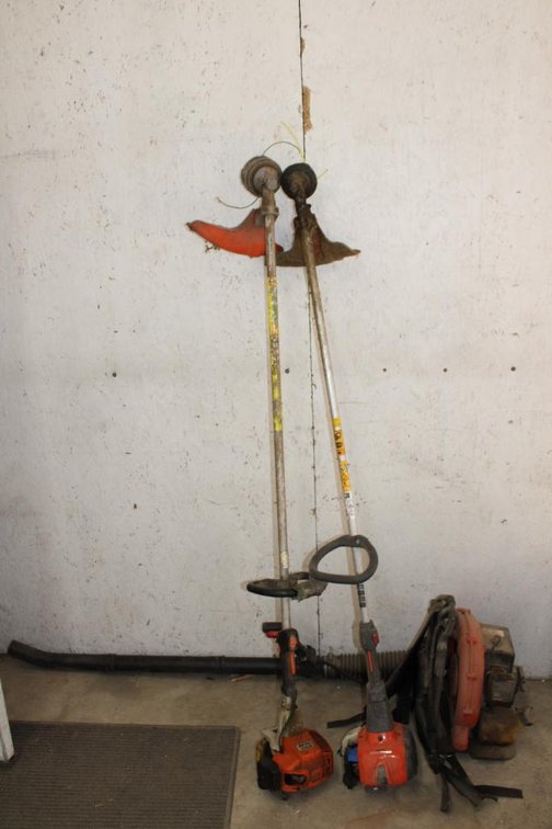 STRING TRIMMERS & BLOWER