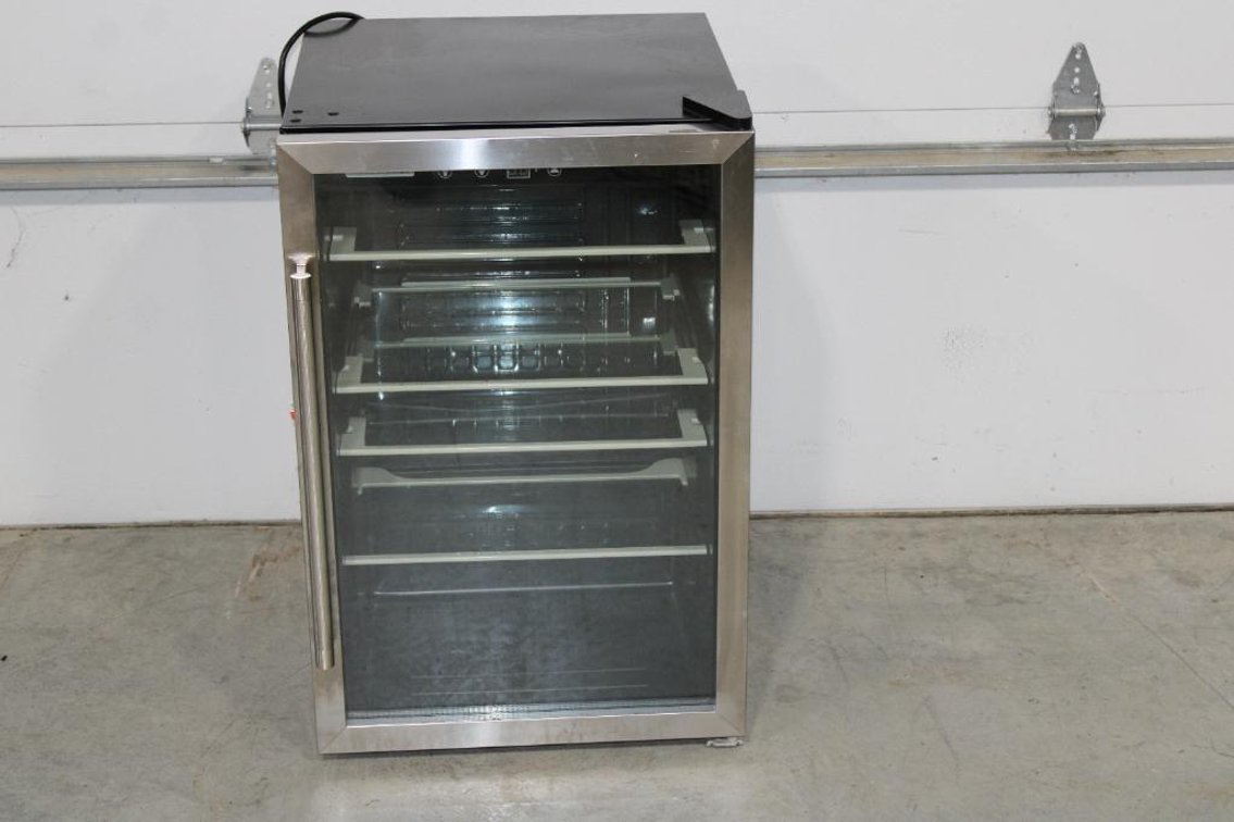 INTERTEK WINE AND BEVERAGE CENTER MINI FRIDGE