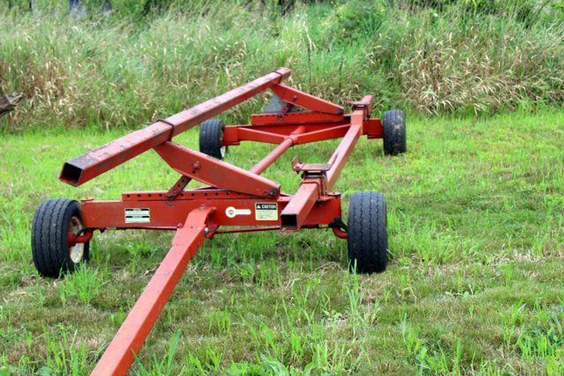 UNVERFERTH HEADER CART