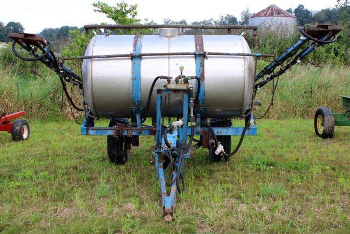 BOOM SPRAYER
