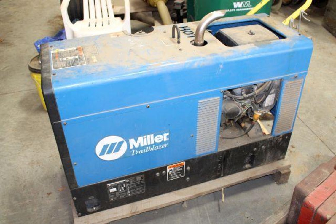 MILLER TRAILBLAZER 280NT WELDER/GENERATOR