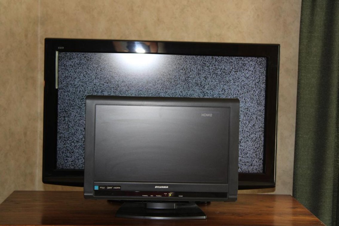 SYLVANIA AND PANASONIC TV'S