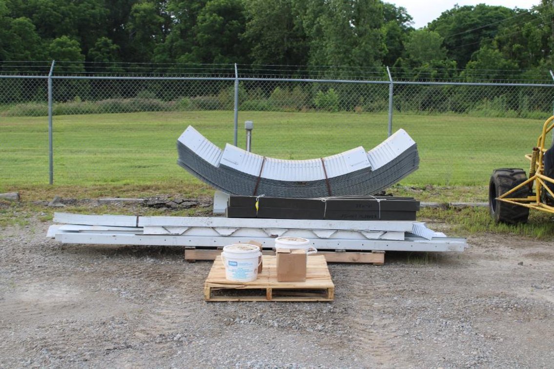 FUTURE STEEL BUILDINGS A MODEL 25X28 QUONSET BUILDING 