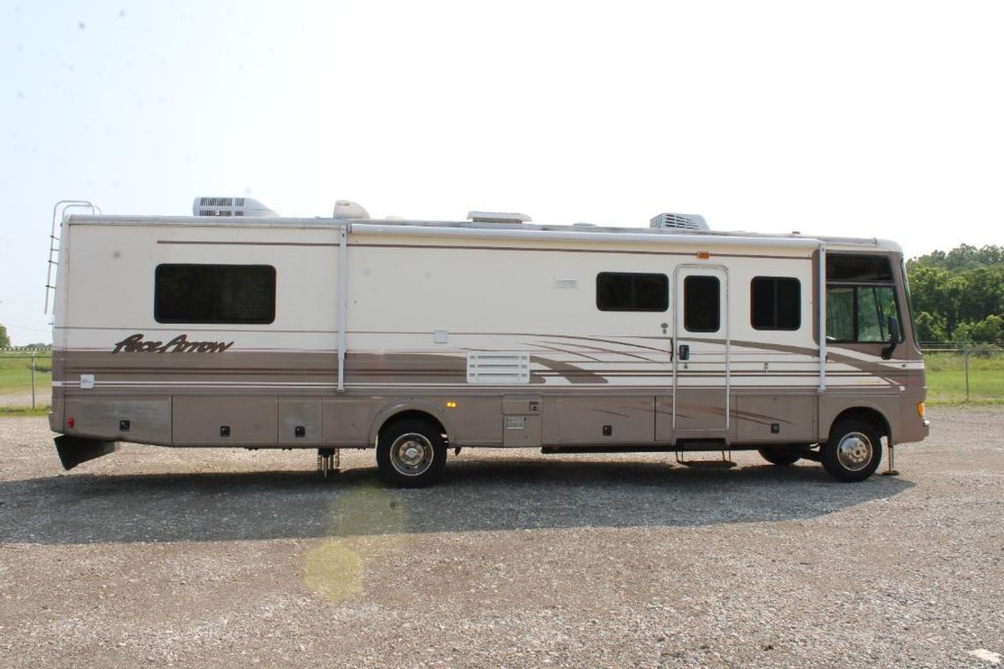 2000 Ford F53 Recreational Vehicle, VIN # 3FCNF53SXYJA10348