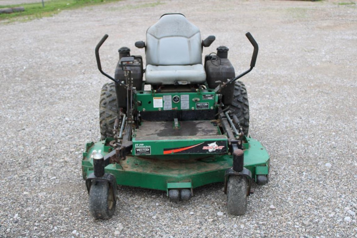 BOBCAT TEXTRON ZERO TURN MOWER