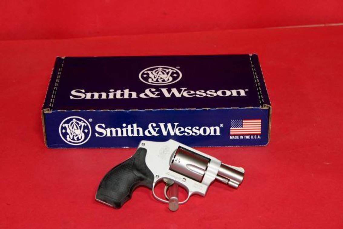 SMITH AND WESSON MODEL 642-1 .38 SPL+P REVOLVER