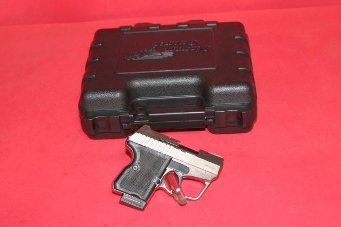 MAGNUM RESEARCH MICRO DESSERT EAGLE SEMI AUTO .380 PISTOL