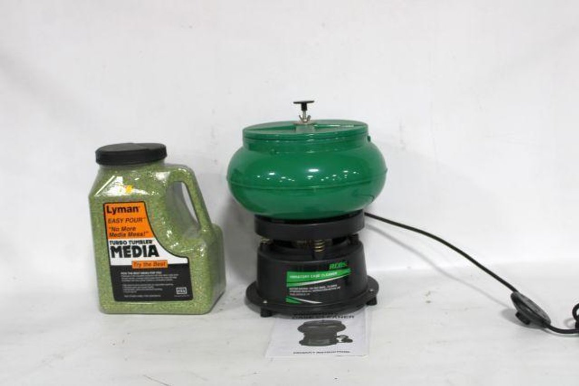 RCBS VIBRATORY CLEANER AND LYMAN TURBO TUMBLER MEDIA 