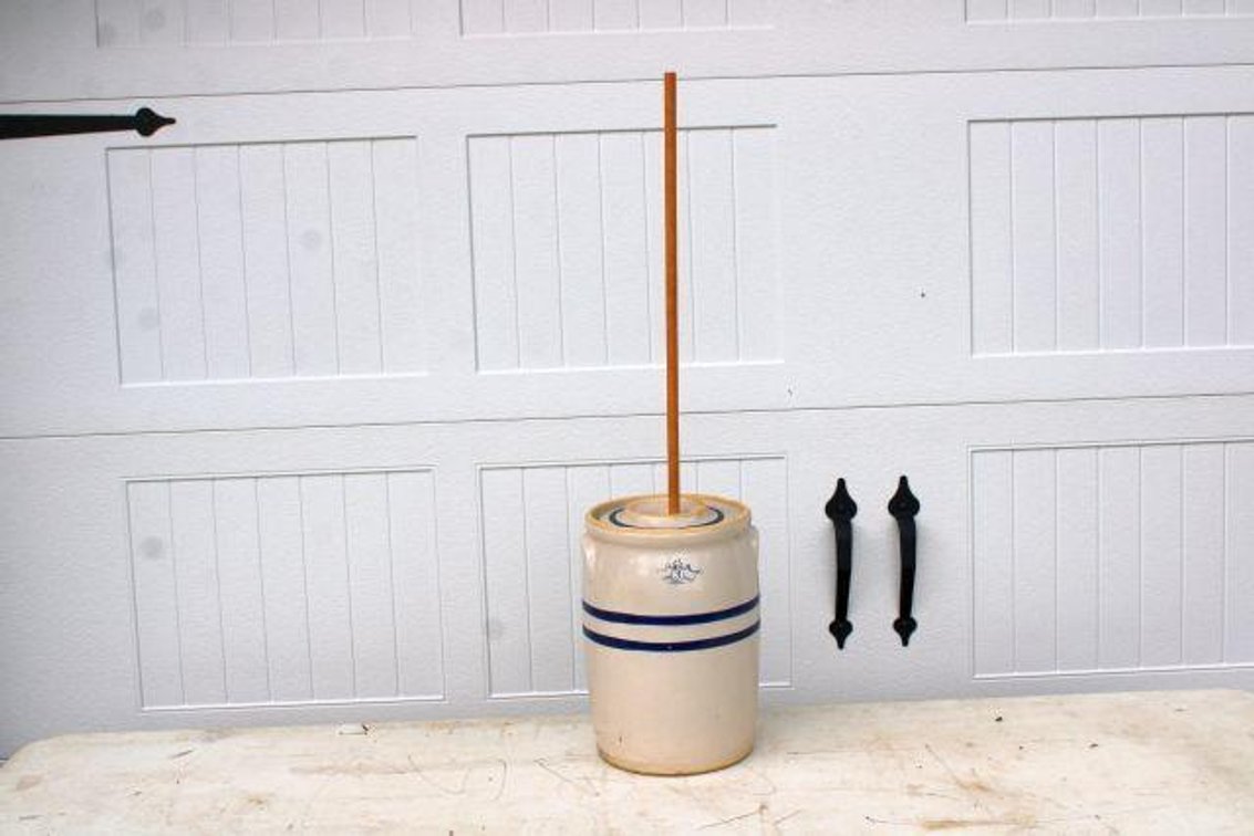 3 GALLON BUTTER CHURN CROCK