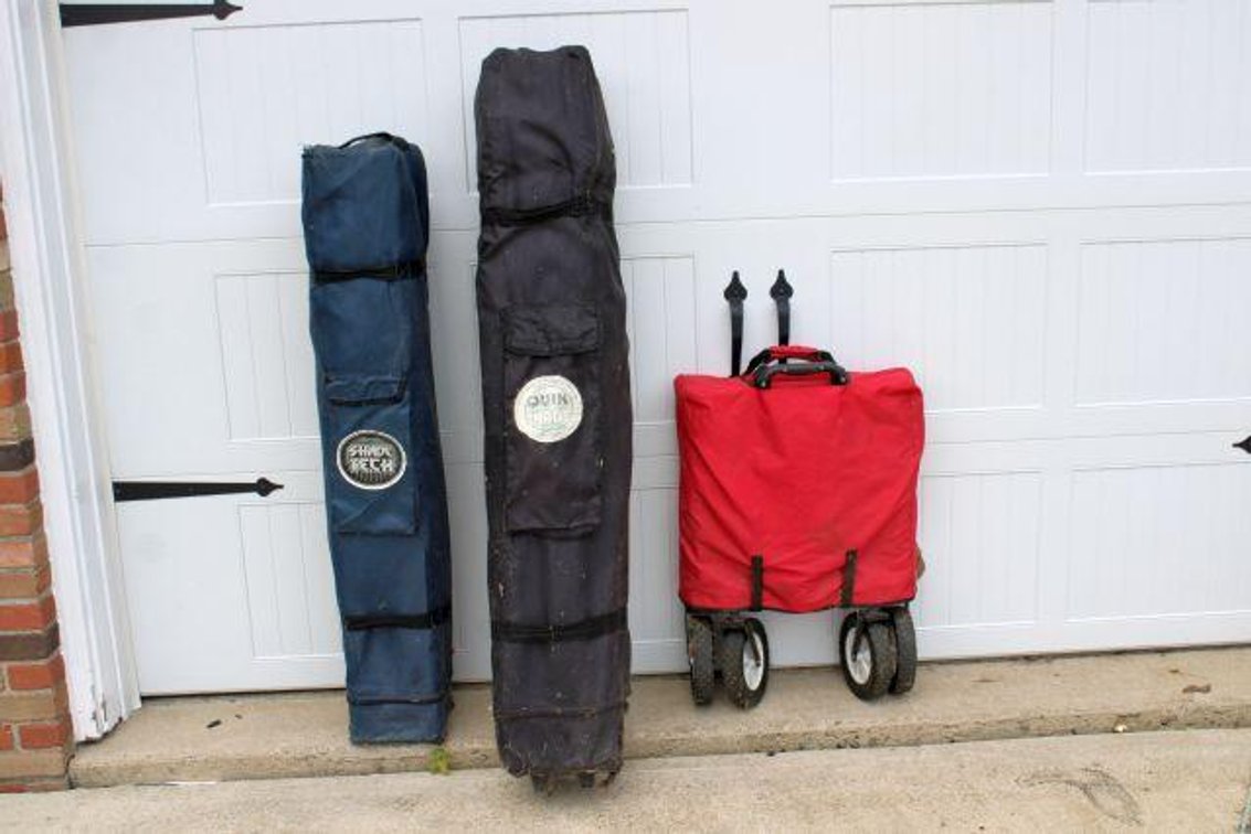 COLLAPSIBLE WAGON AND CANOPYS