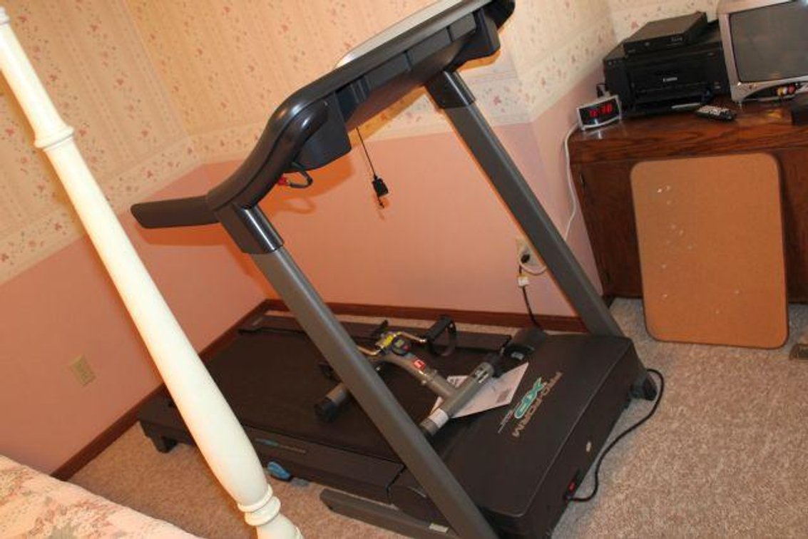 PRO-FORM XP TREADMILL AND IN STRIDE CYCLE
