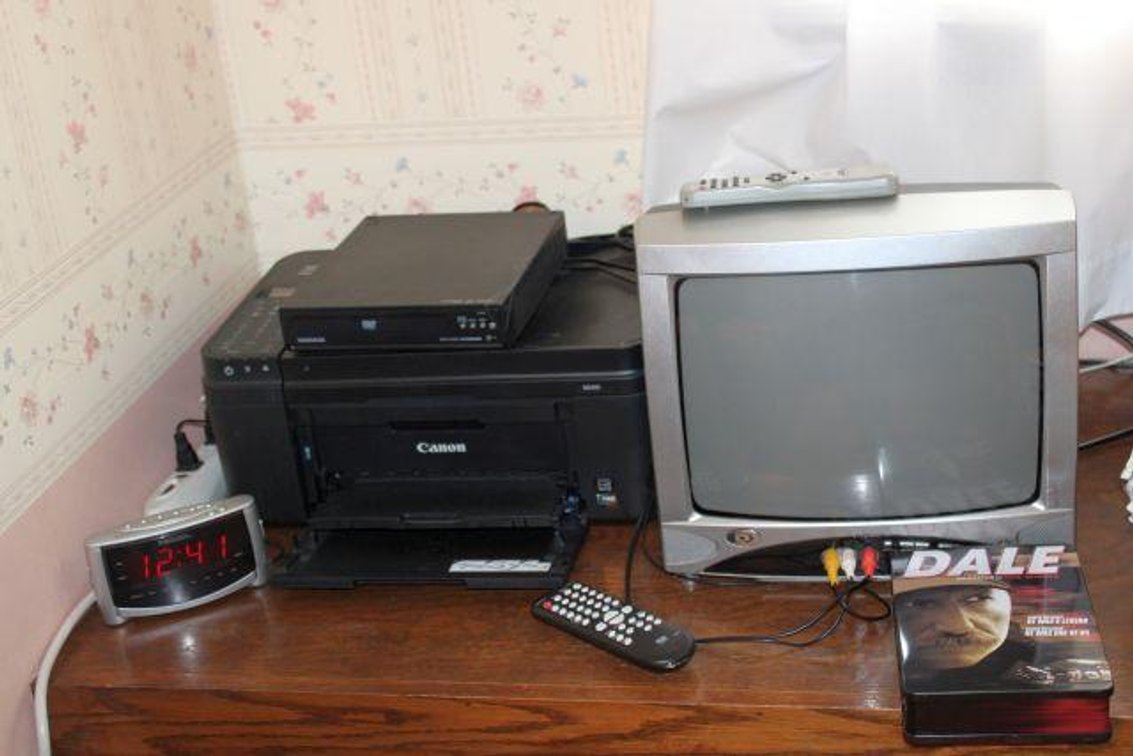 CANON PRINTER, DVD PLAYER, TV