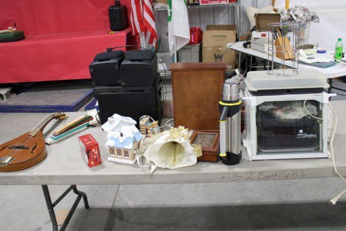 MUSIC BOXES, NIGHT LIGHTS, STANLEY THERMOS, ROTISSERIE, ETC