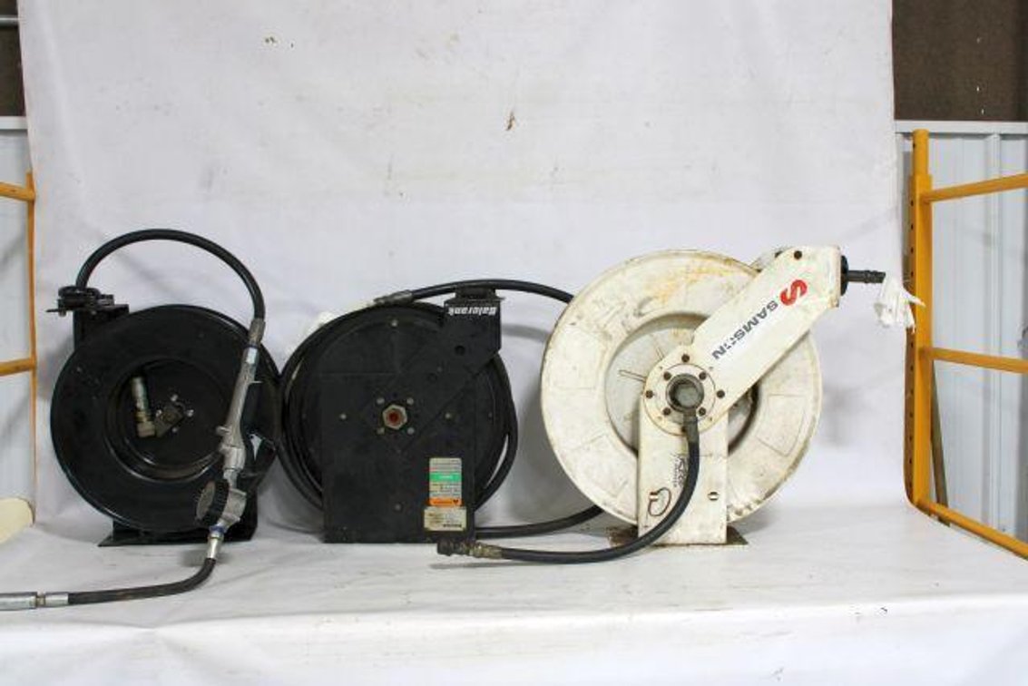 OIL LINE HOSE REELS