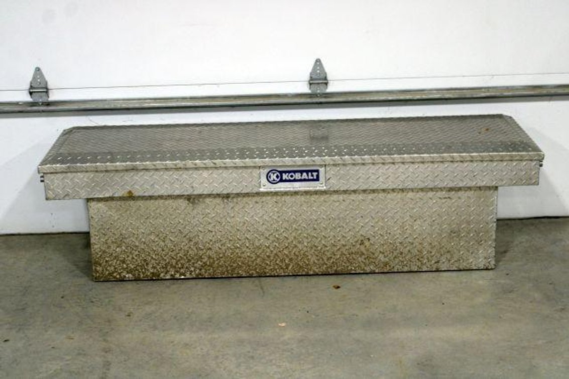 KOBALT TRUCK BED TOOL BOX